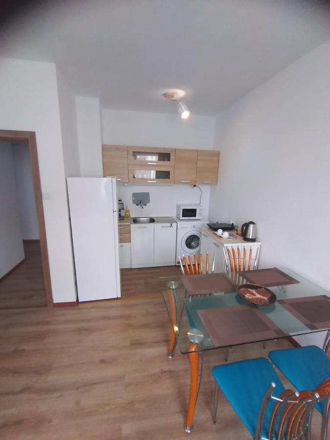 The Center Apartments Comfort Szandanszki Kültér fotó