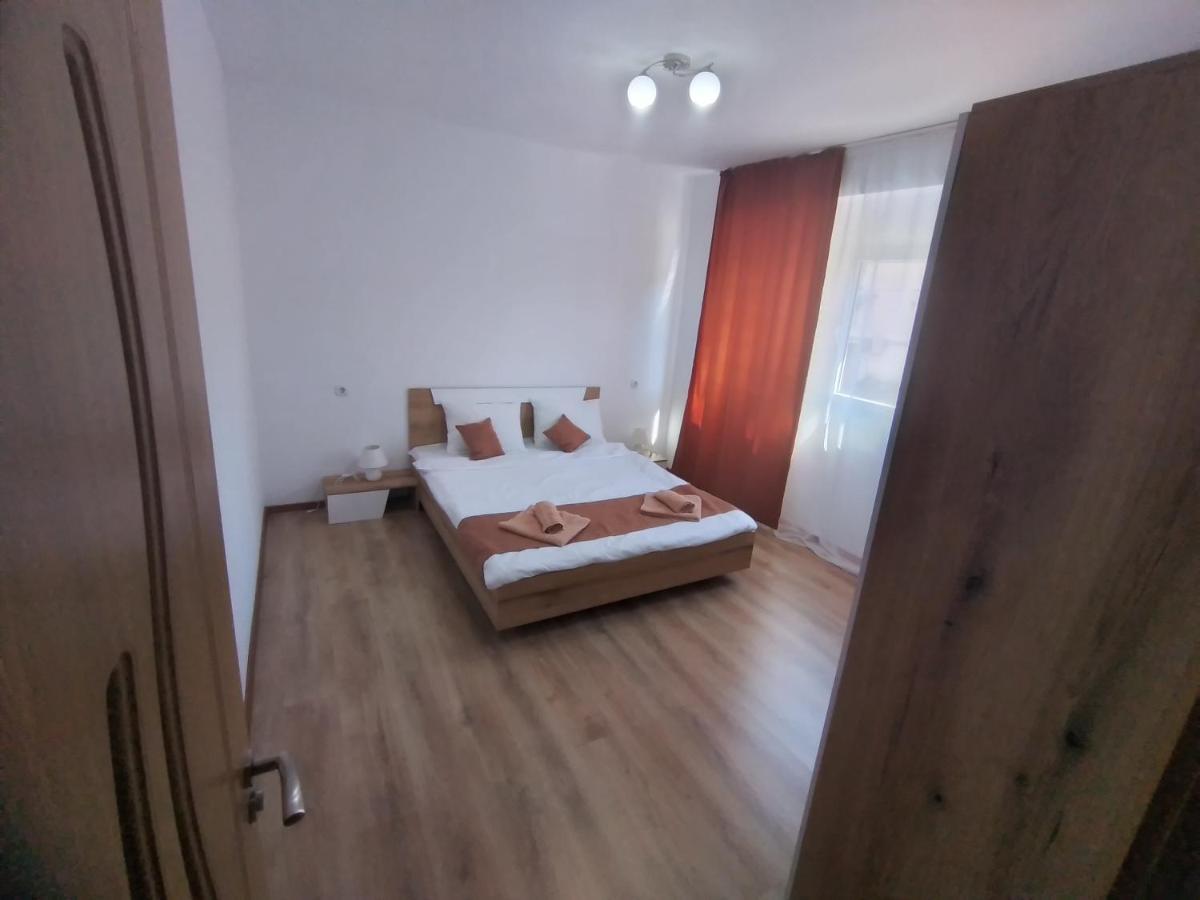 The Center Apartments Comfort Szandanszki Kültér fotó